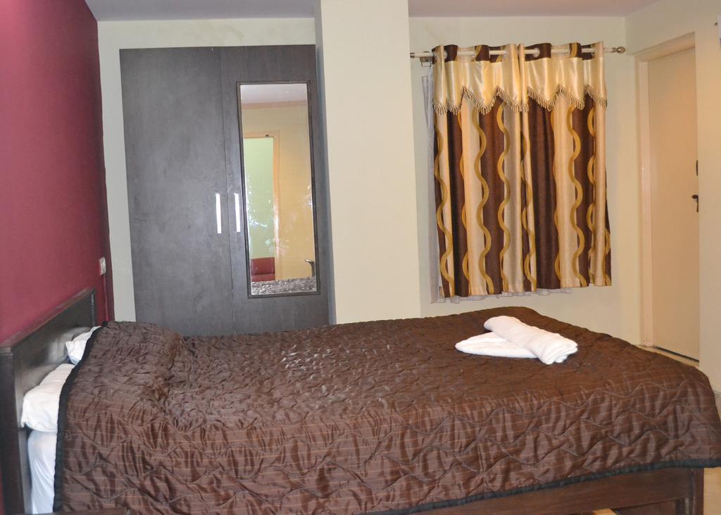העיר בנגלור Hotel Kings Gateway חדר תמונה